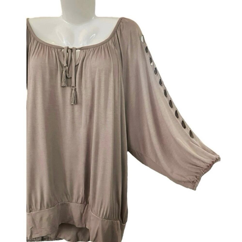Chelsea & Theodore Women's Camel Brown Split Neck 3/4 Sleeves Tunic | Size 3X - Picture 6 of 9